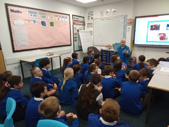 Mini Professors visited Year 4!