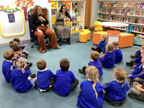 Library Visit and Autumnal craft